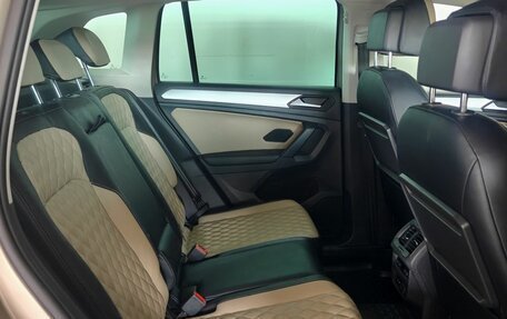 Volkswagen Tiguan II, 2018 год, 2 950 000 рублей, 10 фотография