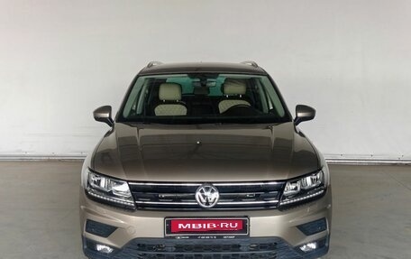 Volkswagen Tiguan II, 2018 год, 2 950 000 рублей, 2 фотография