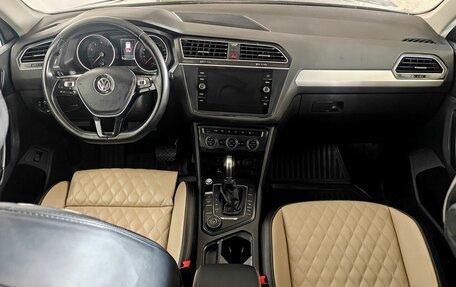 Volkswagen Tiguan II, 2018 год, 2 950 000 рублей, 9 фотография
