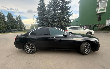 Mercedes-Benz E-Класс, 2020 год, 3 100 000 рублей, 6 фотография