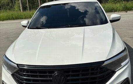 Volkswagen Polo VI (EU Market), 2020 год, 1 600 000 рублей, 2 фотография