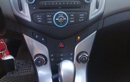 Chevrolet Cruze II, 2013 год, 710 000 рублей, 8 фотография