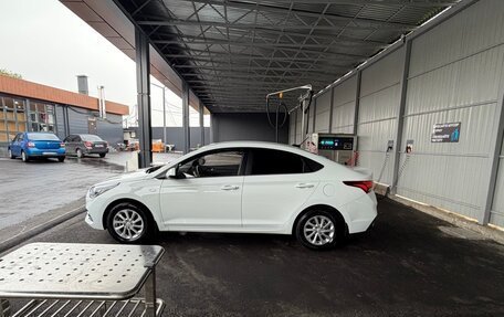 Hyundai Solaris II рестайлинг, 2018 год, 1 500 000 рублей, 6 фотография