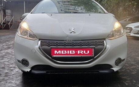 Peugeot 208 II, 2013 год, 665 000 рублей, 2 фотография
