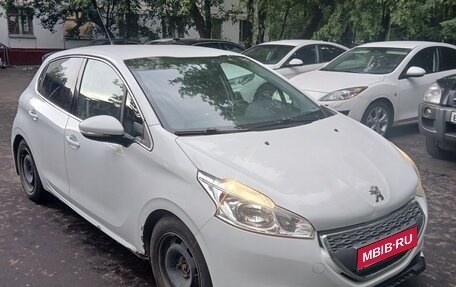 Peugeot 208 II, 2013 год, 665 000 рублей, 4 фотография