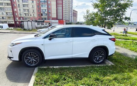 Lexus RX IV рестайлинг, 2017 год, 3 600 000 рублей, 6 фотография