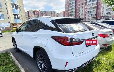 Lexus RX IV рестайлинг, 2017 год, 3 600 000 рублей, 8 фотография