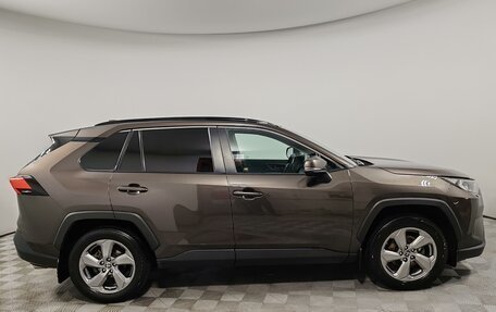 Toyota RAV4, 2020 год, 2 849 000 рублей, 4 фотография