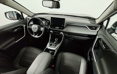 Toyota RAV4, 2020 год, 2 849 000 рублей, 11 фотография