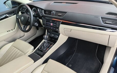 Skoda Superb III рестайлинг, 2016 год, 2 999 000 рублей, 10 фотография