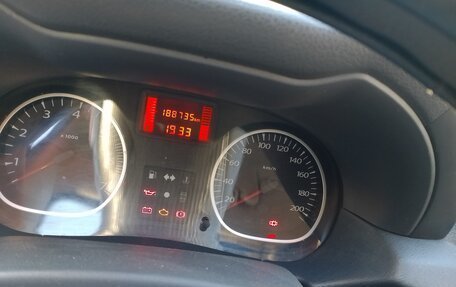 Renault Duster I рестайлинг, 2012 год, 800 000 рублей, 2 фотография