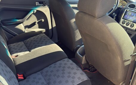 Ford Focus II рестайлинг, 2005 год, 350 000 рублей, 13 фотография