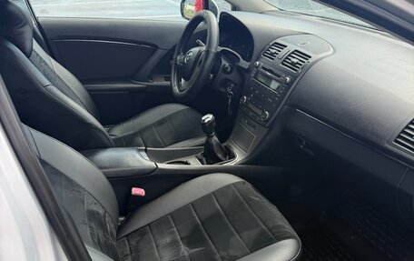 Toyota Avensis III рестайлинг, 2009 год, 1 250 000 рублей, 6 фотография