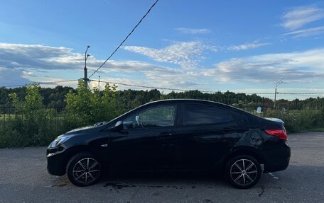 Hyundai Solaris II рестайлинг, 2013 год, 430 000 рублей, 3 фотография