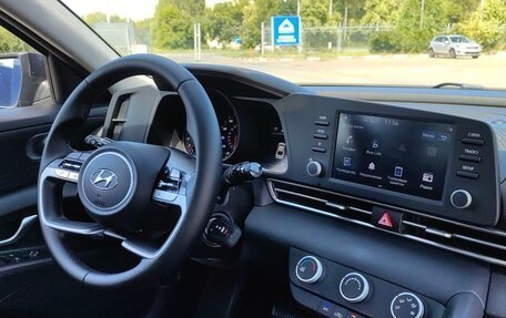 Hyundai Elantra, 2020 год, 1 790 000 рублей, 9 фотография