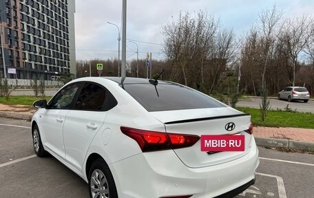 Hyundai Solaris II рестайлинг, 2019 год, 1 390 000 рублей, 2 фотография