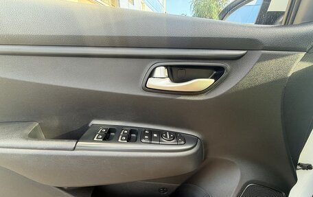 KIA Rio IV, 2019 год, 1 510 000 рублей, 8 фотография