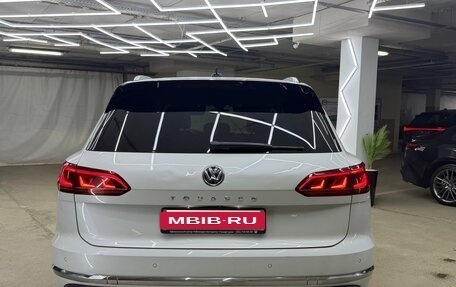 Volkswagen Touareg III, 2019 год, 3 900 000 рублей, 10 фотография