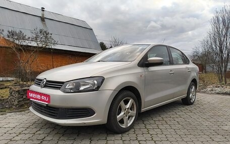 Volkswagen Polo VI (EU Market), 2011 год, 850 000 рублей, 4 фотография
