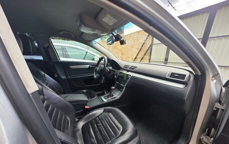 Volkswagen Passat B7, 2011 год, 950 000 рублей, 10 фотография