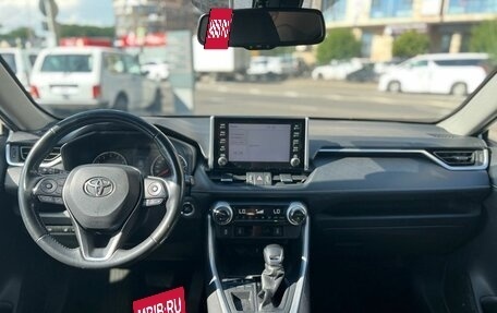 Toyota RAV4, 2021 год, 3 200 000 рублей, 17 фотография
