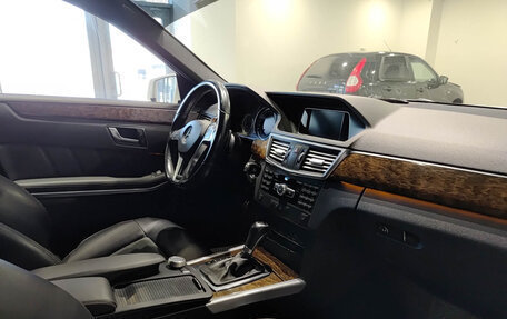 Mercedes-Benz E-Класс, 2011 год, 1 623 000 рублей, 11 фотография