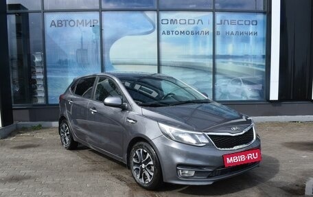 KIA Rio III рестайлинг, 2016 год, 920 000 рублей, 3 фотография
