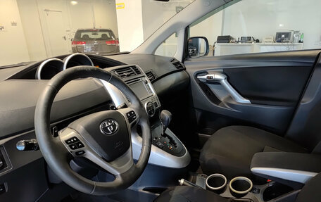 Toyota Verso I, 2012 год, 970 000 рублей, 20 фотография