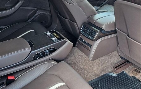 Audi A8, 2015 год, 3 300 000 рублей, 6 фотография