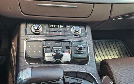 Audi A8, 2015 год, 3 300 000 рублей, 8 фотография