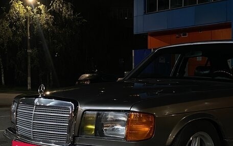 Mercedes-Benz S-Класс, 1984 год, 2 000 000 рублей, 5 фотография