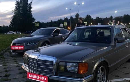 Mercedes-Benz S-Класс, 1984 год, 2 000 000 рублей, 21 фотография