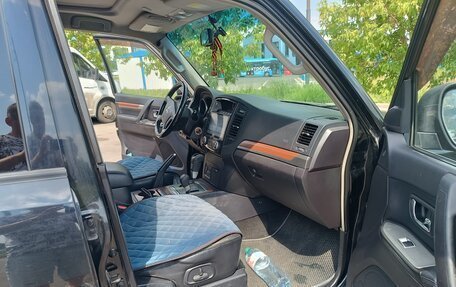 Mitsubishi Pajero IV, 2008 год, 1 370 000 рублей, 7 фотография