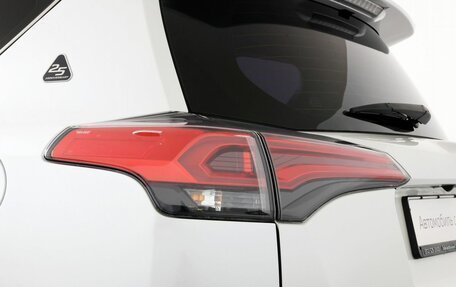 Toyota RAV4, 2018 год, 2 970 000 рублей, 8 фотография