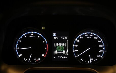 Toyota RAV4, 2018 год, 2 970 000 рублей, 16 фотография