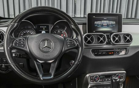 Mercedes-Benz X-Класс I, 2018 год, 3 640 000 рублей, 13 фотография