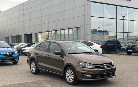 Volkswagen Polo VI (EU Market), 2016 год, 950 000 рублей, 2 фотография