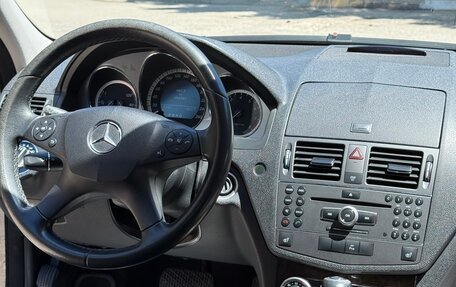 Mercedes-Benz C-Класс, 2010 год, 990 000 рублей, 5 фотография