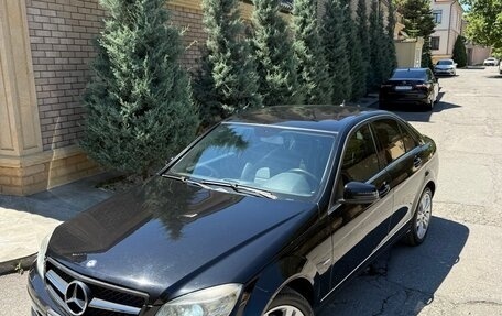 Mercedes-Benz C-Класс, 2010 год, 990 000 рублей, 3 фотография