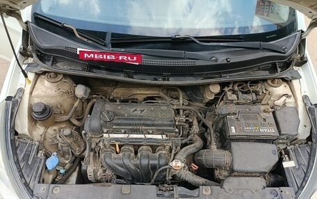 Hyundai Solaris II рестайлинг, 2011 год, 650 000 рублей, 2 фотография