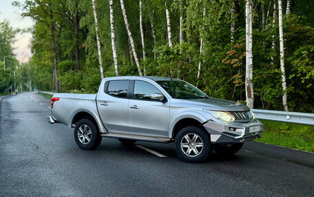 Mitsubishi L200 IV рестайлинг, 2015 год, 2 450 000 рублей, 5 фотография