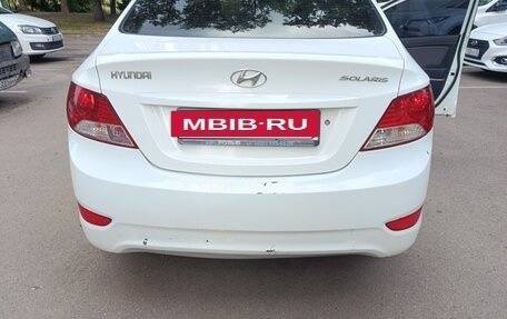 Hyundai Solaris II рестайлинг, 2011 год, 650 000 рублей, 4 фотография