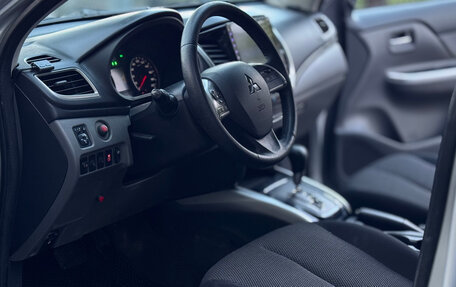 Mitsubishi L200 IV рестайлинг, 2015 год, 2 450 000 рублей, 9 фотография
