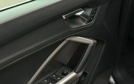 Audi Q3, 2022 год, 2 999 000 рублей, 27 фотография