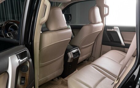 Toyota Land Cruiser Prado 150 рестайлинг 2, 2013 год, 3 999 000 рублей, 11 фотография