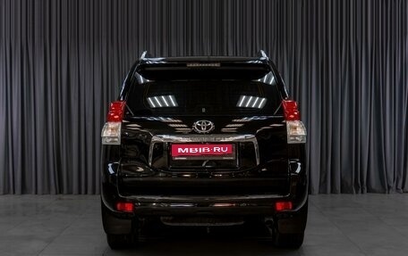 Toyota Land Cruiser Prado 150 рестайлинг 2, 2013 год, 3 999 000 рублей, 4 фотография