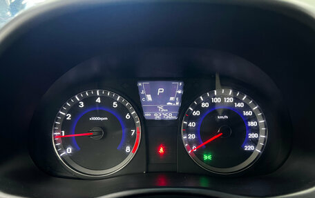 Hyundai Solaris II рестайлинг, 2013 год, 920 000 рублей, 11 фотография