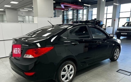 Hyundai Solaris II рестайлинг, 2013 год, 920 000 рублей, 3 фотография