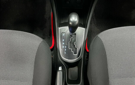 Hyundai Solaris II рестайлинг, 2013 год, 920 000 рублей, 16 фотография