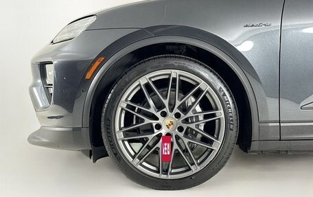 Porsche Macan, 2024 год, 13 467 008 рублей, 28 фотография